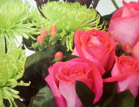Arreglo-floral-lirios-rosas-rosadas-detalle