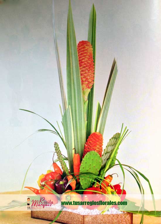 arreglo-floral-con-frutas