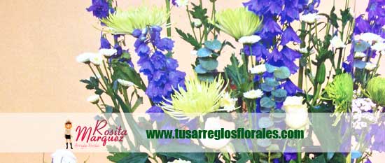 arreglo-floral-tonos-azules