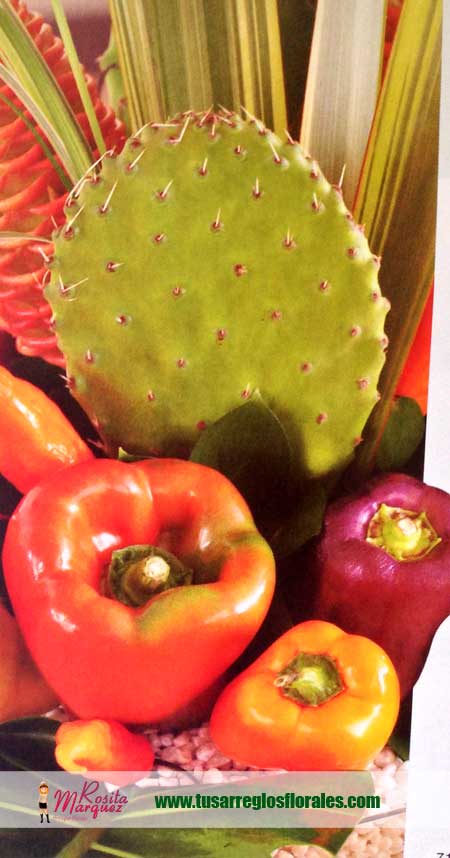 diseno-floral-heliconias-y-frutas